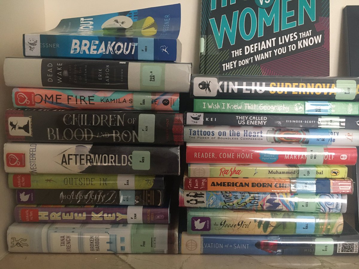 becinthelibrary's tweet image. First day of summer holiday means I get to start my first book from the stack! But which one??
My stack is missing my fave sub-genre - British/Irish chick lit - but I’ll buy some on my kindle for our week in the sun down south 📚 #BuildYourStack #SummerReading #intlchat #YAlit