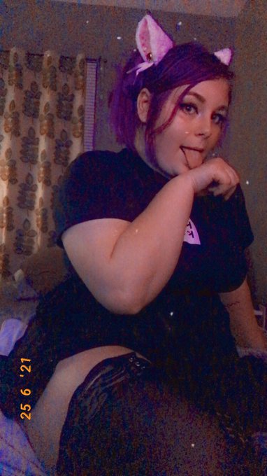 I got my cat ears and I couldn&rsquo;t be happier 🐱#altgirl #onlyfans #contentcreator #sellingcontent https://t<a href="/tag/altgirl"class="tags">#altgirl</a><a href="/tag/onlyfans"class="tags"><span>#onlyfans</span></a><a href="/tag/contentcreator"class="tags"><span>#contentcreator</span></a><a href="/tag/sellingcontent"class="tags"><span>#sellingcontent</span></a>