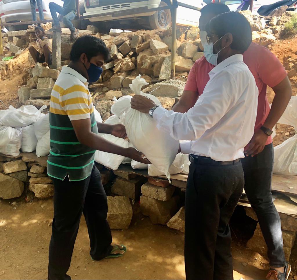 A very satisfactory week, as @KKherFoundation in association with @ShouryArya donated grocery / ration / hygiene kits to more than 100 families of GOLLA PASTORAL COMMUNITY. Also appreciating @TrekNomadsTrust for their good work. #Happytohelp #Charity #Covid