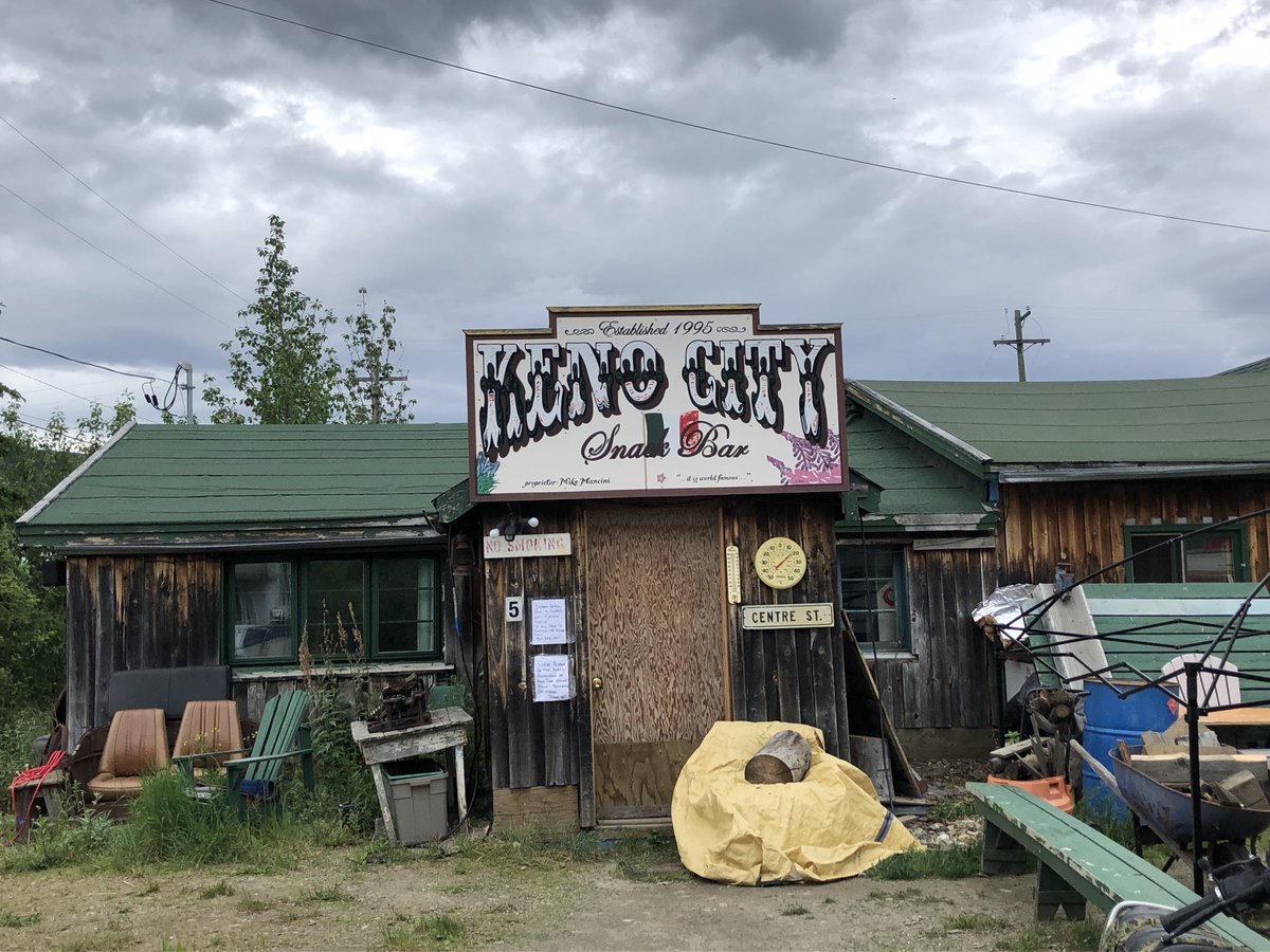 KennyDWallace's tweet photo. This is the World famous Keno City Snack Bar.
#kenocity #yukon #largerthanlife #explorecanada https://t.co/3HoyFLOwJ3