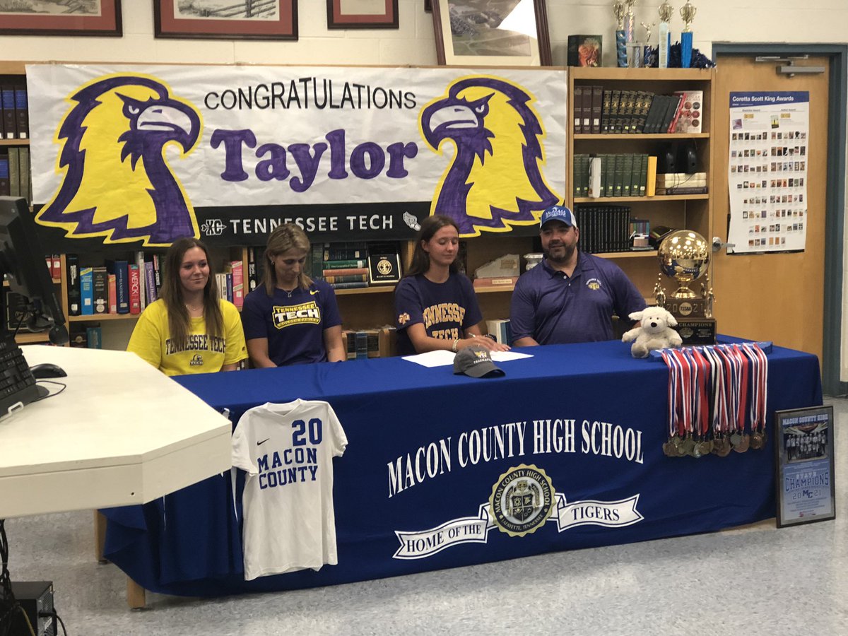 macon_speed's tweet photo. Huge congrats to @taylor_ward22 for signing with @TNTech_XC_TF tonight. This is what hard work &amp; commitment looks like. All the time that you put into training…this is the result. Your team, school, family, friends, &amp; community are extremely proud of you. Wishing you the best.💙 https://t.co/Zhn38TM2ik