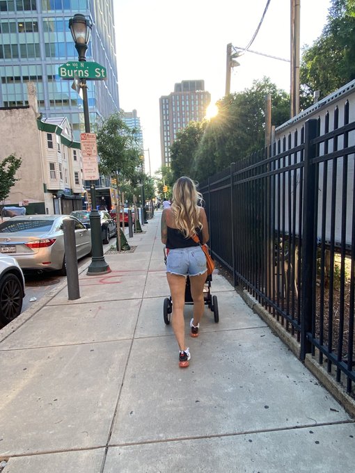 Rittenhouse Square https://t.co/2suSgtkxgN<a href="/tag/teaganpresley"class="tags"><span>#teaganpresley</span></a><a href="/tag/wednesdaymotivation"class="tags"><span>#wednesdaymotivation</span></a>