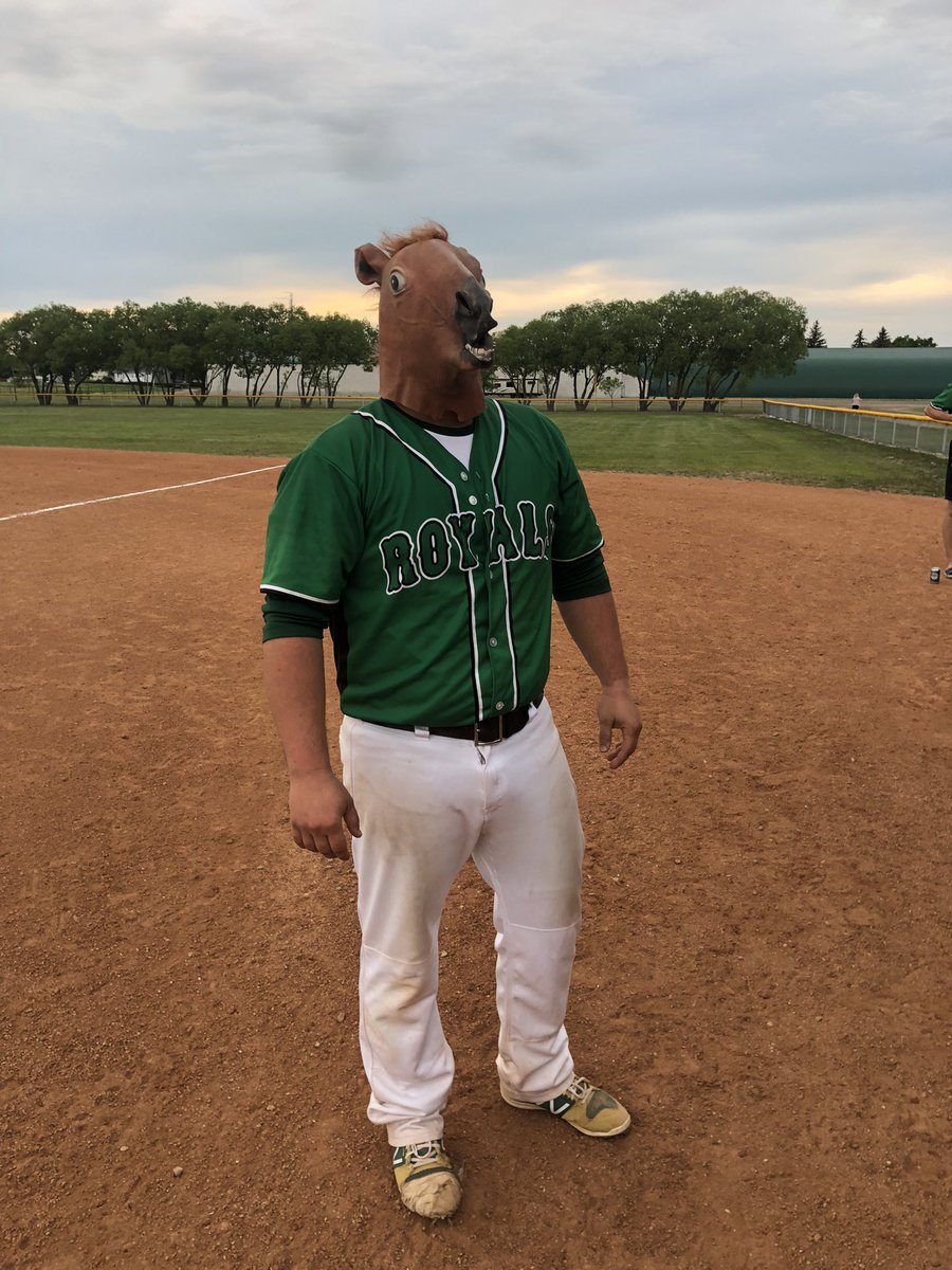 kiplingroyals's tweet photo. Royals win! Royals win! 8-4 final@against the @CarnduffAstros . Work horse of the game goes to @TyVargo going the full 7 on the hill! https://t.co/sQCGlxt05i