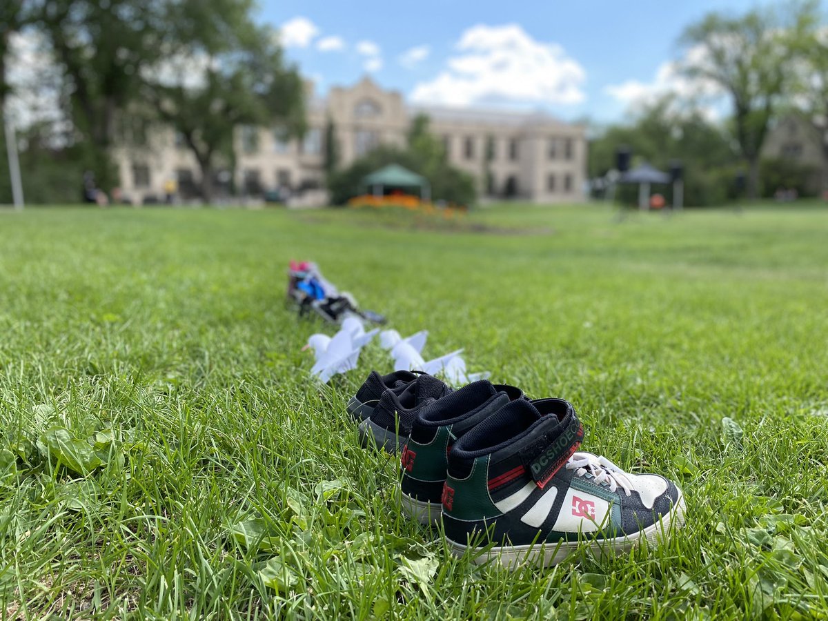 HamidRRashidi's tweet photo. USask community gathering to commemorate the Cowessess First Nation tragedy #everychildmatters #USask @CBCSask @usask https://t.co/J1FA8O3zus