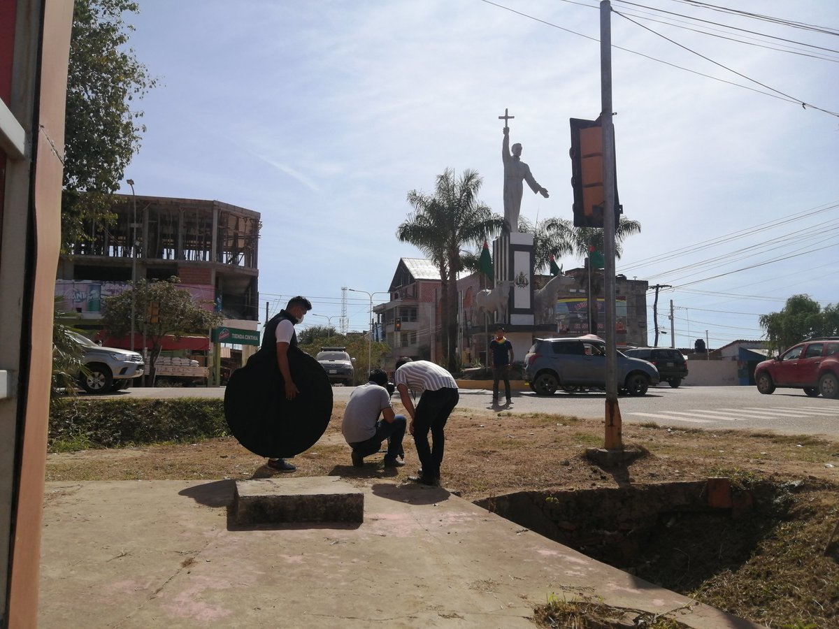 CambaTglb's tweet photo. Grabación del spot de la diversidad gracias a la Dirección de Gestión Social, la Jefatura de Inclusión y la Dirección de Comunicación Audiovisual de la Honorable Alcaldía Municipal de #Trinidad Beni! #CambaMerakiTGLB #ColectivoTGLBeni #OtrafBeni #FundaciónBakerTGLB #Pride2021 https://t.co/tgQKF5oDYr