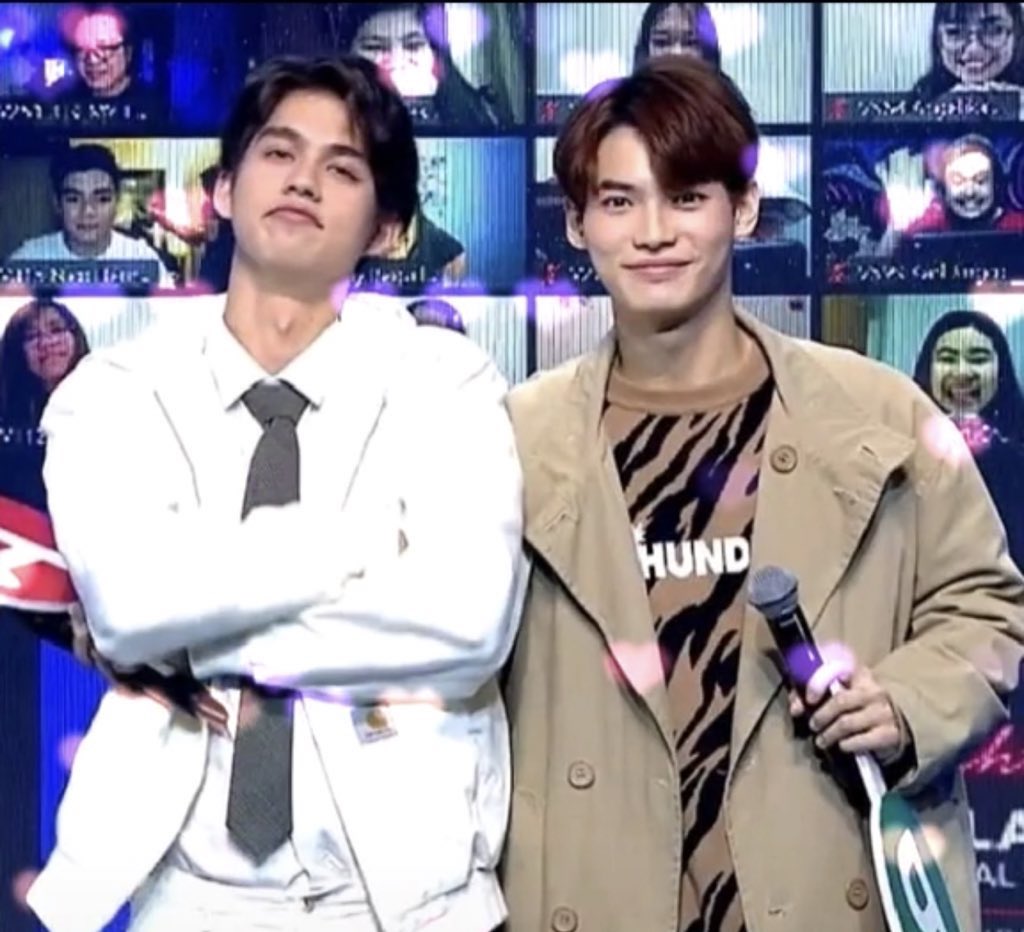 OneYear BrightWin FANS
แจก 50/4คน รีทวิต+เมนชั่นติดแท็ก
#ด้อมไบร์ทวิน1ขวบแล้ว
#ไบร์ทวิน 
(สุ่มค่ำๆ)