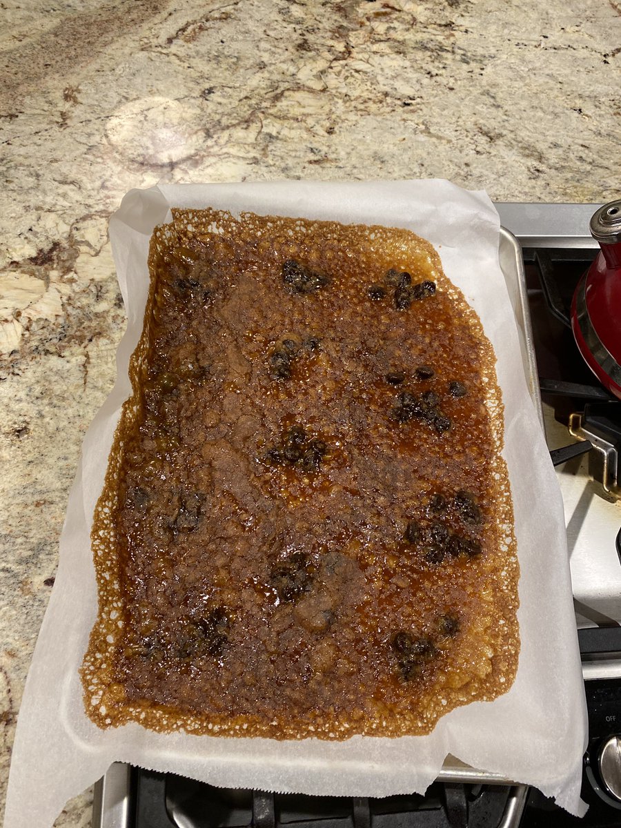 JLabowitz's tweet photo. I baked chocolate chips cookies... https://t.co/1BkeJvdXBg