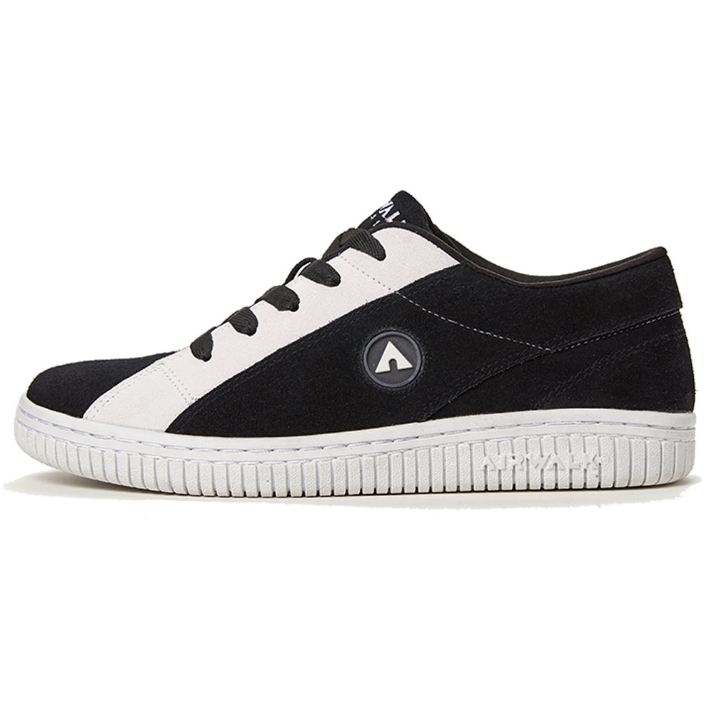 duncwinn's tweet photo. @mcowger Airwalk Ones https://t.co/yeX1Ag4HWd