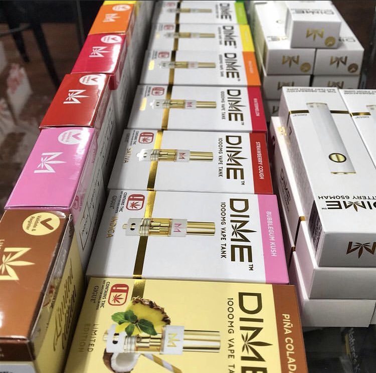 dimecarts's tweet photo. What’s good hml if you interested 9092649316 #dimecarts #liveresinoil #rawgarden #710lab #jungleboysrosin #hashhouse #dimeindustries https://t.co/dSiV2mdNhP https://t.co/CrHS0DkQk0