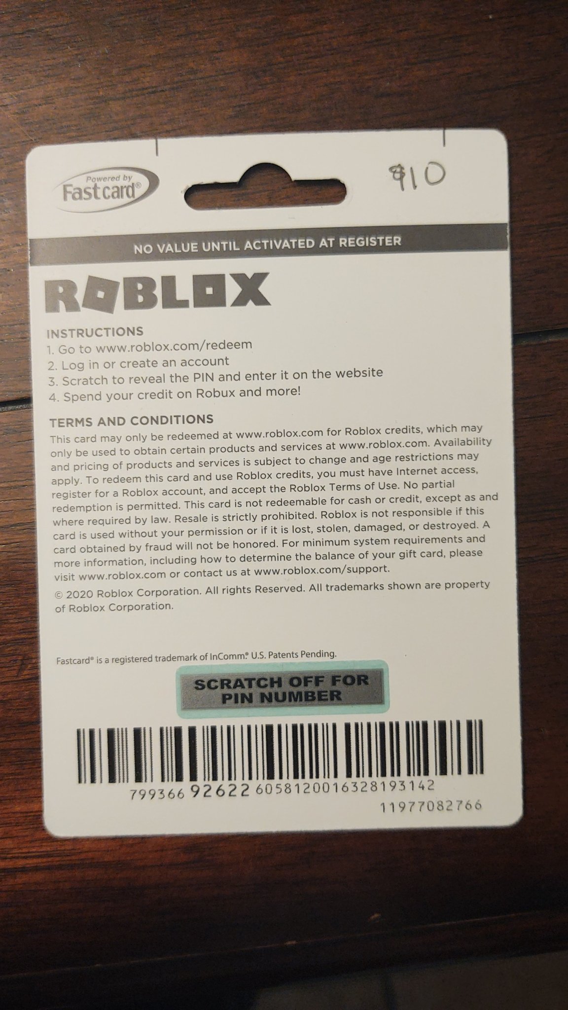 KreekCraft on X: Doing a $10 Roblox Robux gift card giveaway! All you have  to do is retweet, like, and follow to enter. Ends September 6th at 11:59  PM.  / X