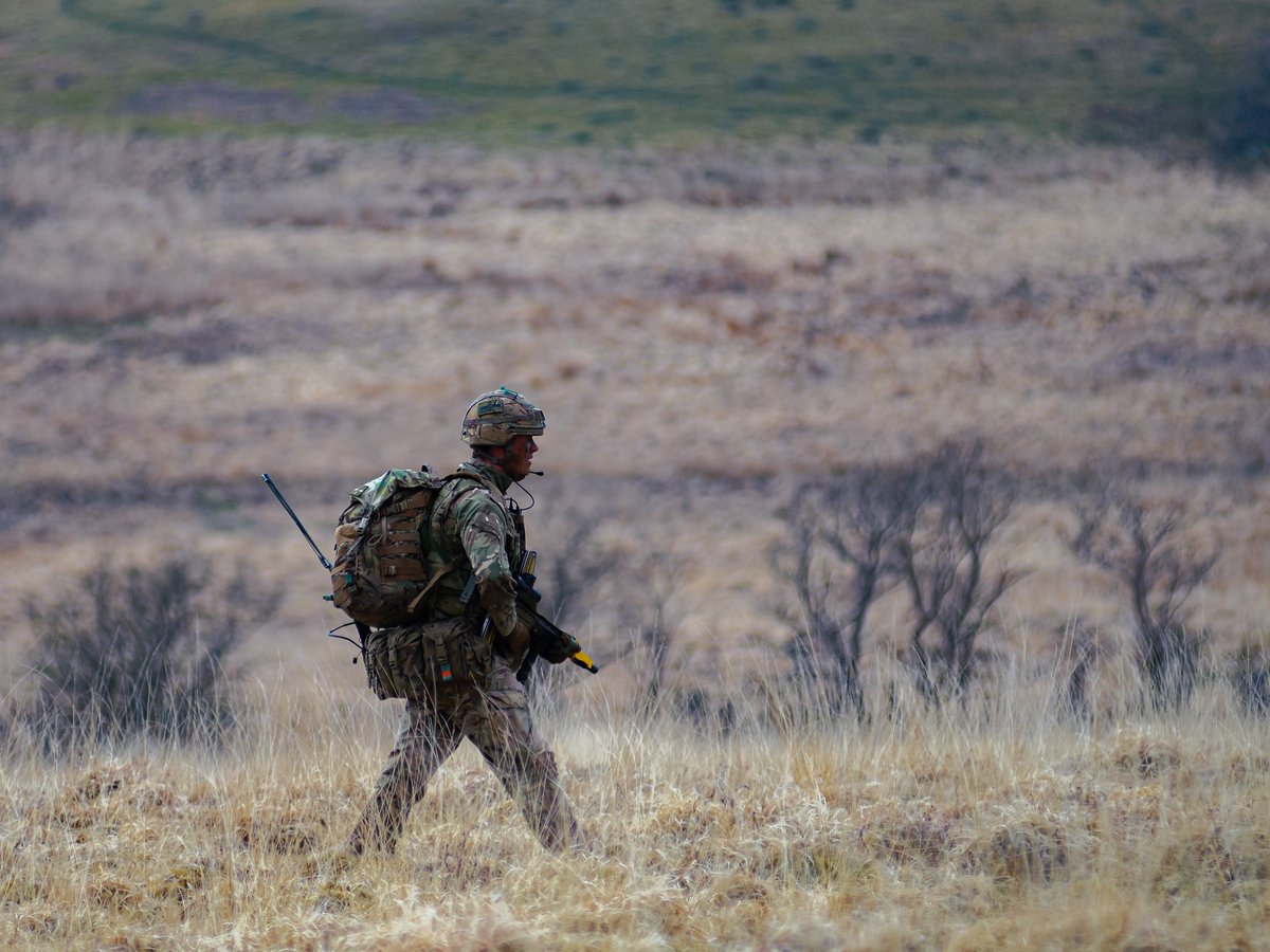 the5Guards's tweet photo. Infantry maths.
You are the section commander planning a patrol. Your target is 5 miles away, using an average walking speed of 4 km/h how long will the patrol take? https://t.co/CIOJp4rn7J