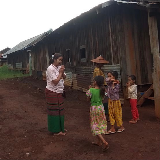 PartnersRelief's tweet image. Our brave friends in #Shan State, #Myanmar, continue to navigate the complex and dangerous duty of bringing emergency relief supplies to families that have been forced to flee their homes. This week, they successfully assisted 1,640 displaced people.
#WhatsHappeningInMyanmar 1/3