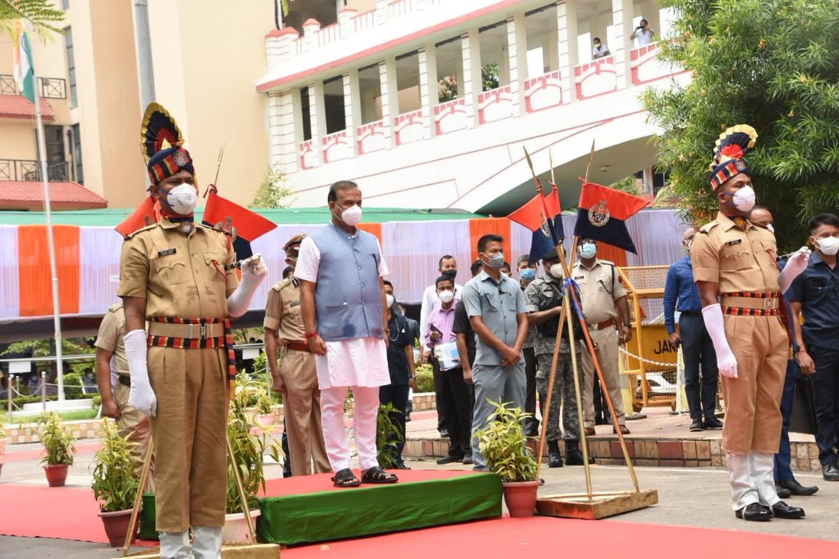 himantabiswa's tweet photo. Exemplary deed of Sri Bey will keep inspiring others to rise above personal interests &amp; work for greater cause of society.

Hon Ministers @keshab_mahanta, @JogenMohan, @ATULBORA2, UG Brahma; Deputy Speaker @DrNumal and CEM KAAC @TuliramRonghang were present on the occasion. 2/2 https://t.co/zNGQ1r0Rf3