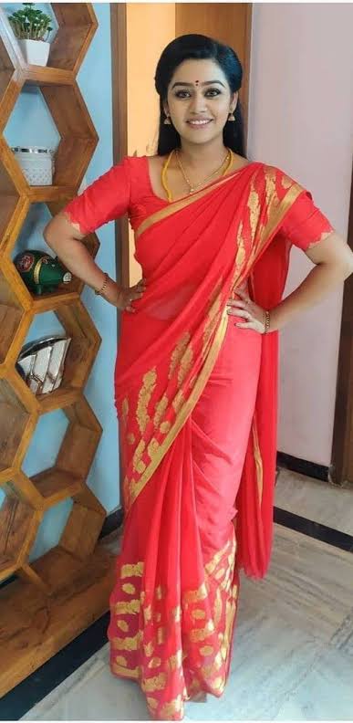 நான் இப்போ என்ன தப்பா சொல்லிவிட்டேன் என்று இவ்வளவு ஆபாசம்..😠😠😠😠😠😠

நம் அரசியல் அமைப்பு சட்டத்தில் உள்ளதை தான் சொன்னேன். ஒன்றிய அரசு என்று. அதை யாருக்காகவும், எதற்காகவும் மாற்ற முடியாது.😍😍

#INDIAisUNION