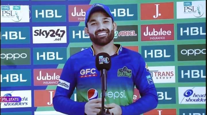 sabirshah88's tweet image. رمیز راجا: ہم تو تھک گئے آپ کی تعریف کر کر کے اب آپ ہی اپنی تعریف کریں

محمد رضوان: رمیز بھائی، تمام تعریفیں اللہ کے لئے ❤️
#Rizwan #PSL6final