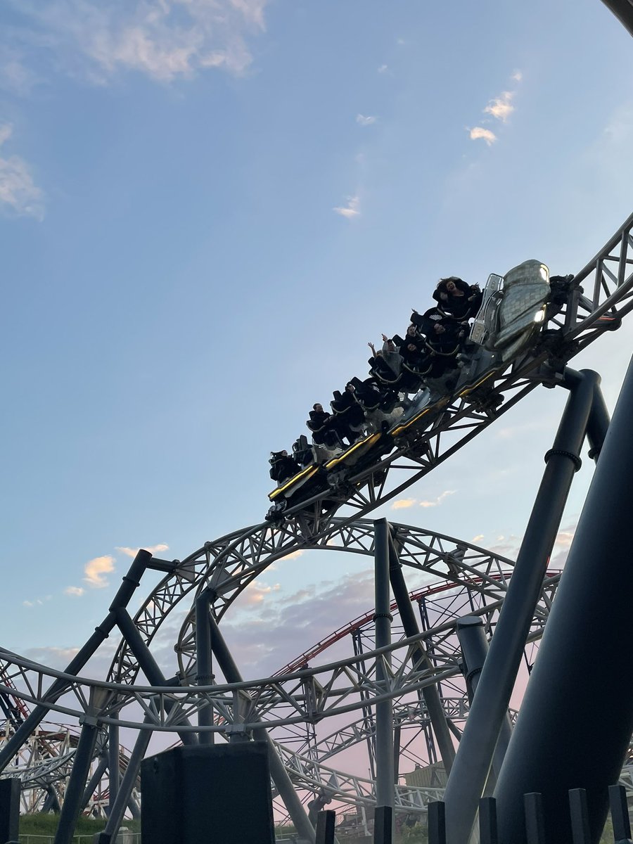 theeiconicgeek's tweet photo. gotta love a #nightshot of #icon She will always be my #number1coaster She is 100% a #hiddengem words cannot describe how much this #rollercoaster means to me. She’s the reason i do what i do. 💛🖤 #blackpool #pleasurebeach #macklaunch #daretoride @Pleasure_Beach @DamianJackson__ https://t.co/rI81HpUeMz