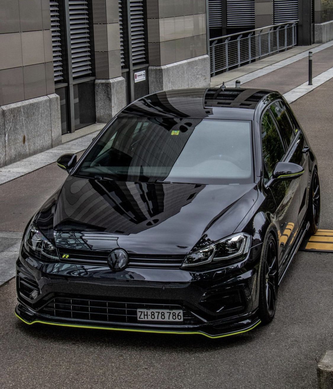 🏁 on X: Volkswagen Golf 7 R 🐺  / X