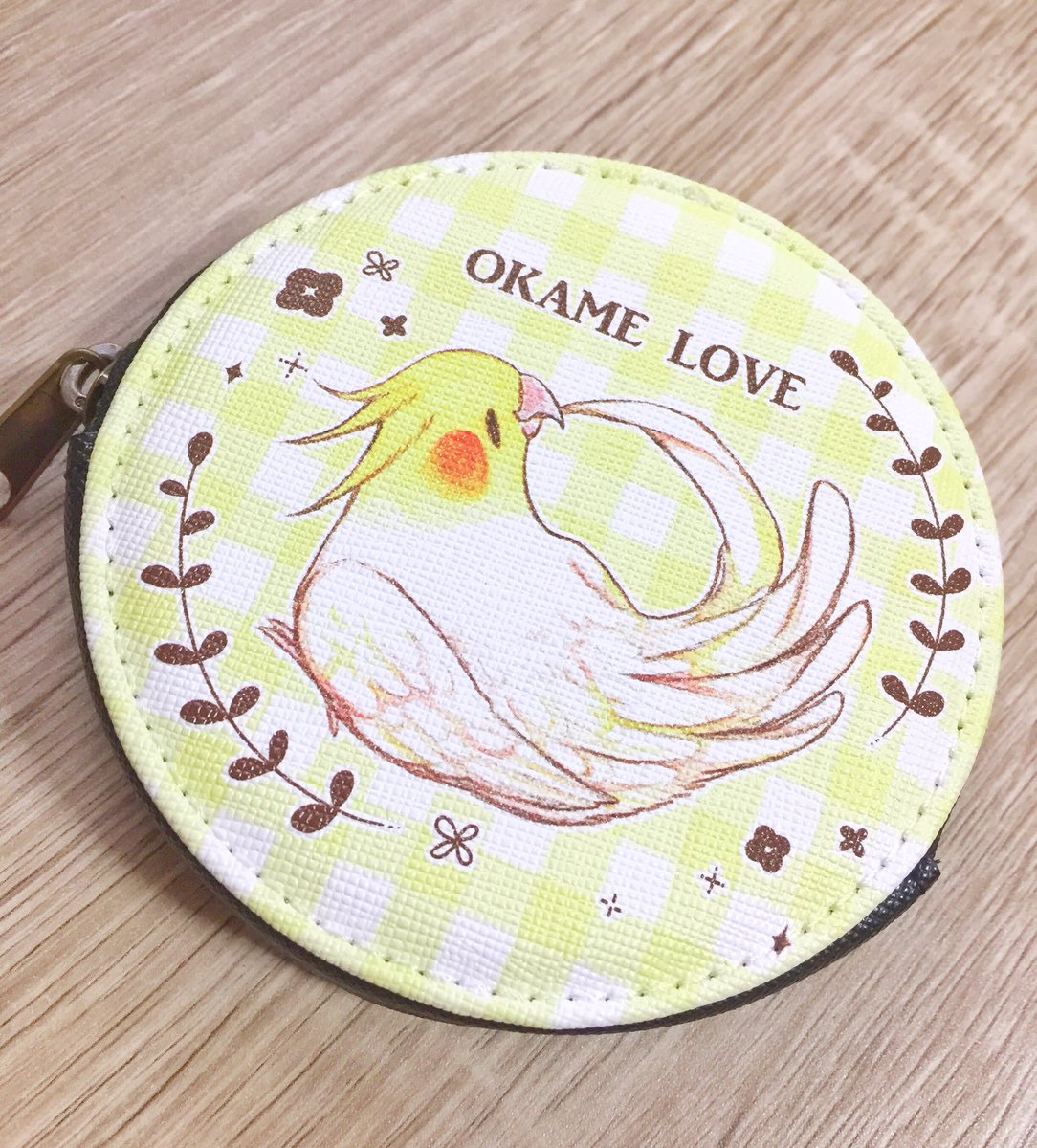 🎉🐤委託告知!🦜🎉
新宿のみなさああああん!!おまたせしましたー!
6月30日から小田急新宿店本館11階 #新宿ことり博 に委託参加いたします!!
新作耐水ステッカーやオカメちゃんのコインケースなど用意させていただきます✨
お近くの方はぜひ遊びにいってみてくださーい!
#ことり博 #はなのすみれ 