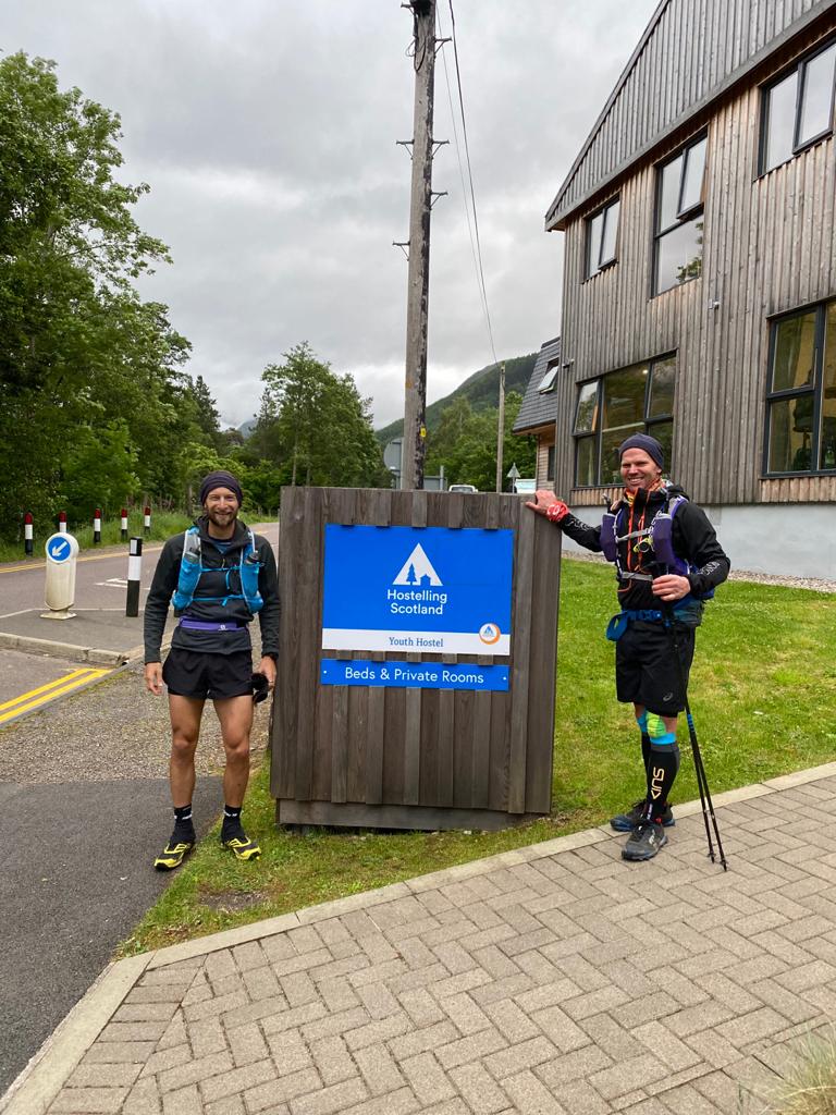 yhrfpod's tweet photo. What ya gonnae do when you finish the Ramsay Round? Yip, do it again!
Dave set off on his 2nd lap, clockwise this time, just after 5am this morning. He's got @robjwilkins supporting now.
Track him here https://t.co/0JooajiNyX
#ramsayround #doubleRamsayRound #davesdouble #fkt https://t.co/Casv9QnDMZ