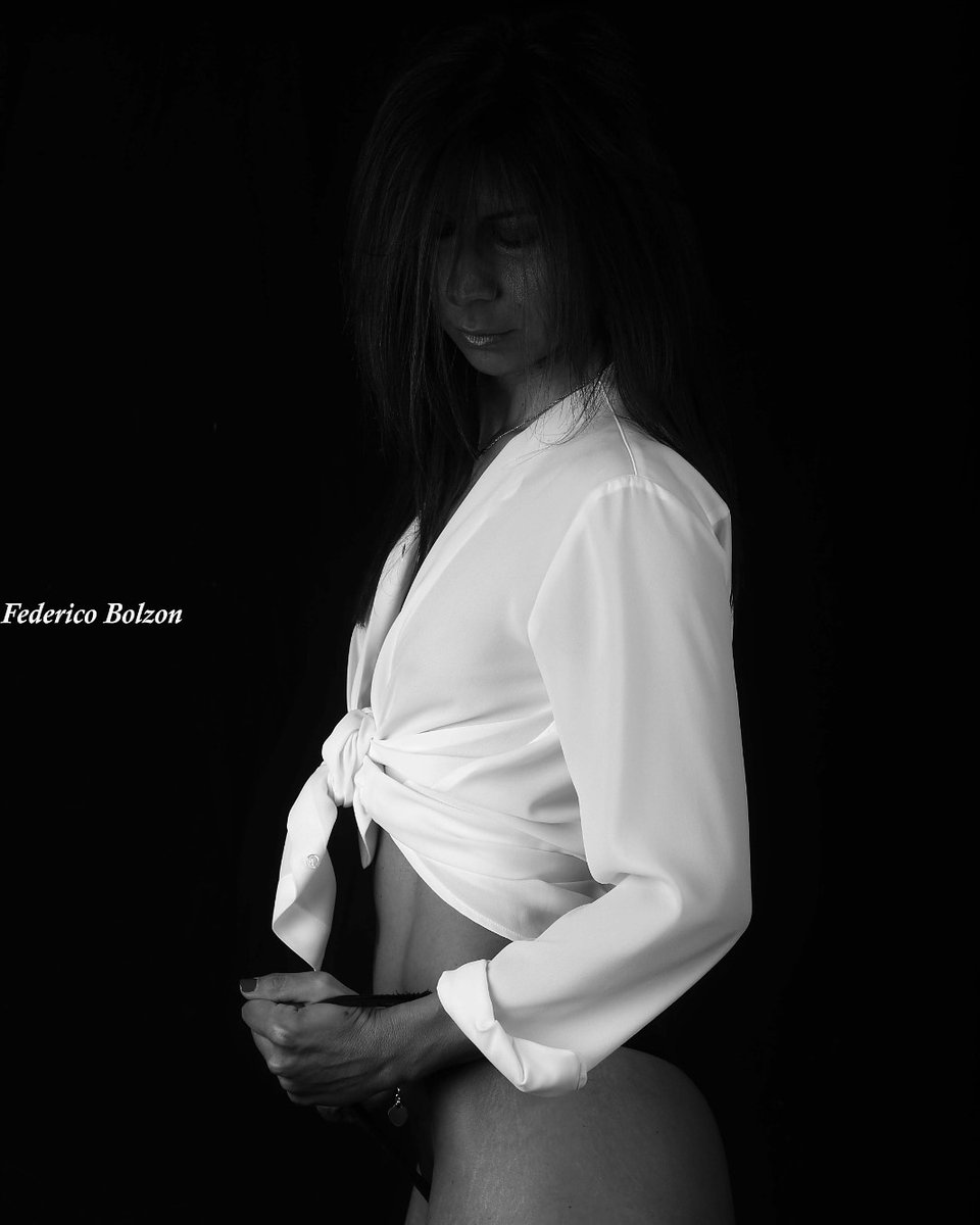 gio_piva80's tweet photo. La sensualità ti rende femmina, la dignità donna e il carattere, unica.
Ph: @FedericoBolzon https://t.co/OE6HqXibvM