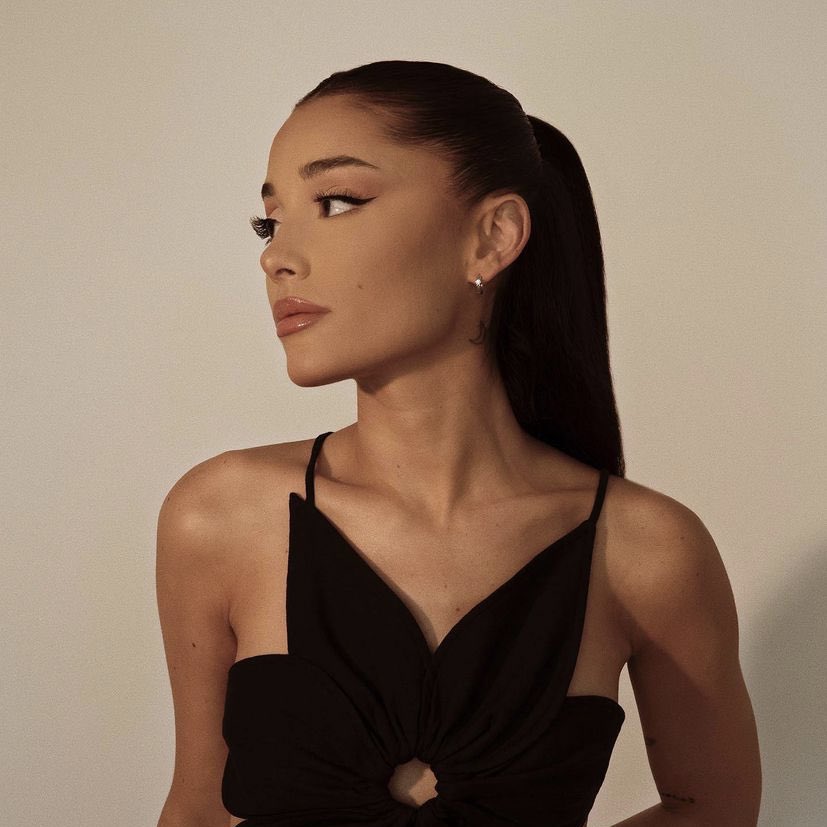 mainthiings's tweet photo. HAPPY BIRTHDAY ARIANA !!! i love u so much, thank u for everything <33 https://t.co/LgmQaiN0yI