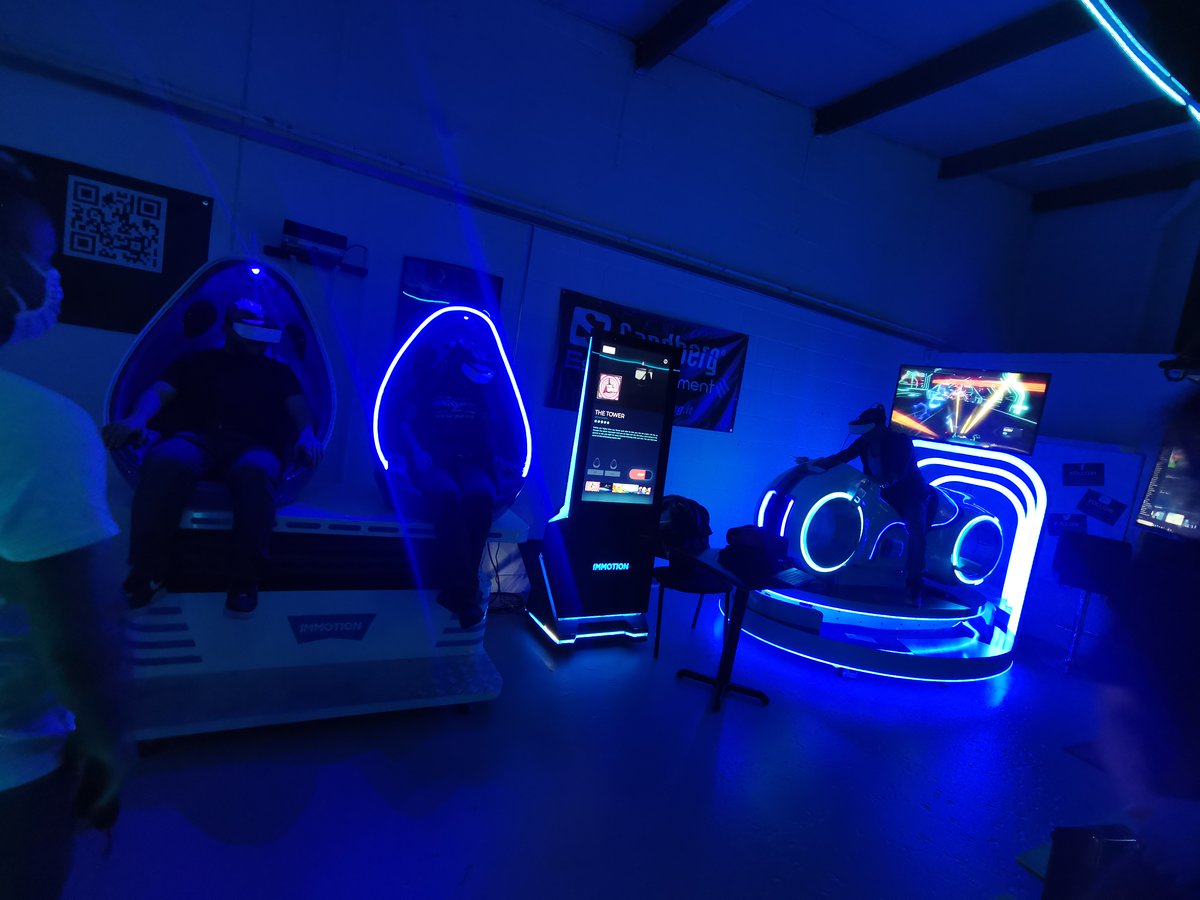 VR_HERE_'s tweet photo. Happy Saturday VR Fans! We are OPEN today from 10am! Check out our website https://t.co/YxATVtVTWP for availability and BOOK your Immersive VR Experience NOW!
#vr #vrhere #liverpool #thingstodo #family #daysout #gaming #weekend https://t.co/hJ7NhkoRI4