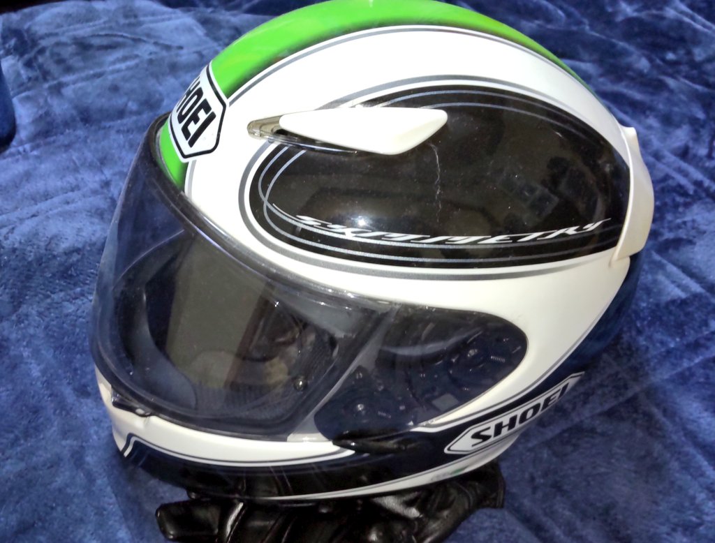 tripninja70's tweet photo. #ヘルメットを晒す
#ヘルメットを晒せ
#ヘルメット
#SHOEI
#Arai
#アライ
#ショウエイ
#Z7
#jcruiseⅡ
#classicMOD
#ゴーグル
#ハルシオン
#インカム
#バブルシールド
#BCOM
#バイク乗りと繋がりたい
#バイク好きと繋がりたい
3枚目と4枚目は同じヘルメット https://t.co/kKPVYn69mX
