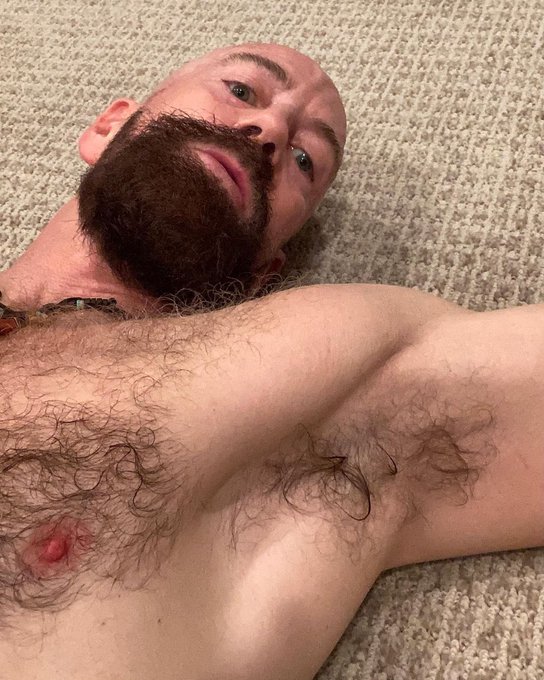 ?June 26, 2021? #hairsome #hairychest #hairygay #hairyfan #scruff #beardedhomo #beard #hairymen #gay