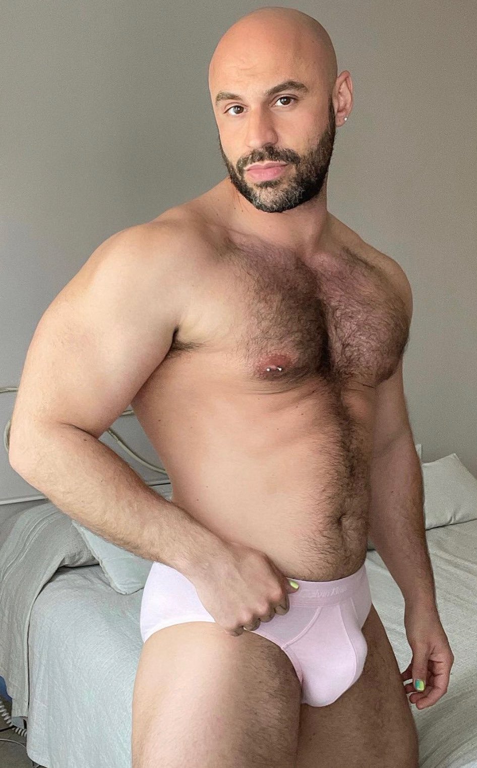 ?June 26, 2021? #hairsome #hairychest #hairygay #hairyfan #scruff #beardedhomo #beard #hairymen #gay