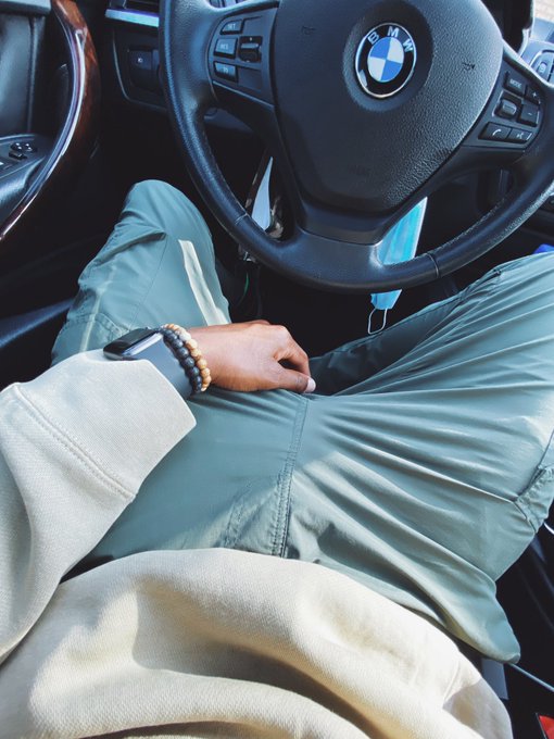 Reviewing and editing done (for now), headed to Miami Beach for breakfast with one of your favorite stars<a href="/tag/newprofilepic"class="tags"><span>#newprofilepic</span></a>