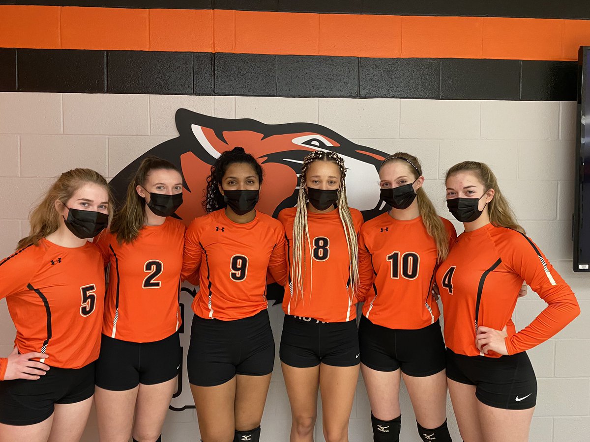 Happy Graduation Day!! <a href="/hark04/">Tim Harkness</a> @tigers_ue