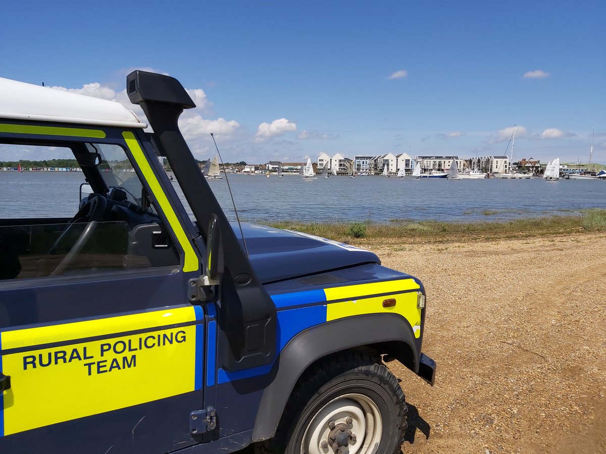 View from the office at #StOsyth today. Engaging with water users and local residents about disturbance of nesting birds #WildlifeCrime #OpSeabird #ShareOurShores @PCJedRaven @EssexWT_Rachel @EP_RURAL @EPMarine @The_MMO @RSPBNews
