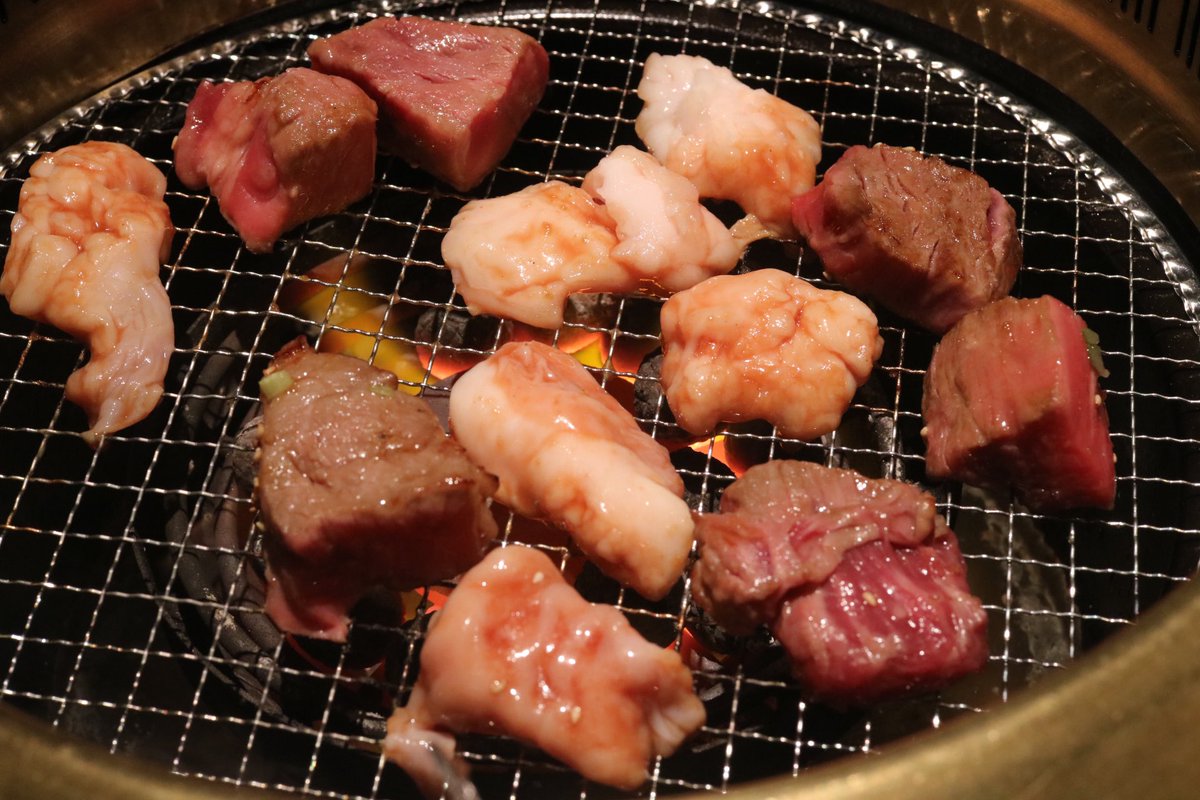 メンタルケアのため焼肉食べてきた。もにゅもにゅ。 