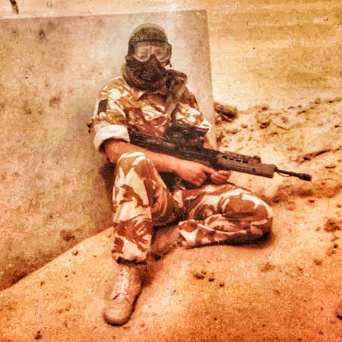 alex_d0804's tweet photo. Seeing as it’s Armed Forces Day. Here is a blast from the past from somewhere hot and sandy. Proud to serve. https://t.co/qV8tcaxK1i