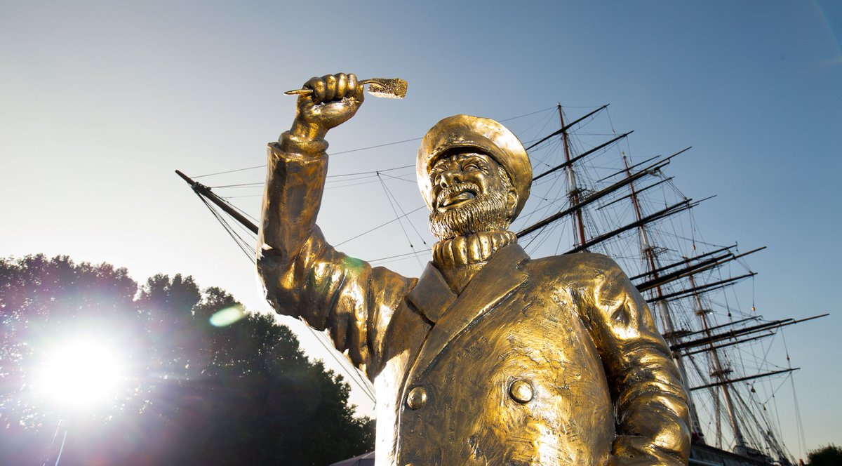 dubiousdaniel's tweet photo. A Statue of Captain Birdseye will be erected at Grimsby Docks following approval from Black Lives Matter and ANTIFA as part of a programme of measures to regenerate the seafront areas and #BuildBackBetter

#MakeBritainGreatAgain https://t.co/IzCEidhYkg