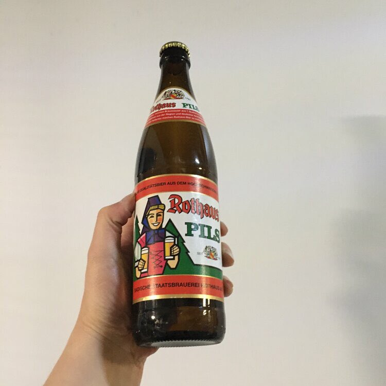 Thanks to <a href="/BBCSheffield/">BBC Sheffield</a> for the #beerandfood and football ⚽️ chat this morning 🍻 We recommended <a href="/RothausBeer/">Rothaus UK</a> Pils 5.1%, 500ml bottle. A fantastic German Pilsner - crisp, refreshing, pale sunshine, gorgeous dry finish and pleasing lingering hop bitterness: hophideout.co.uk/imported-craft…