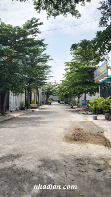 lehang035's tweet photo. Nhà đất dĩ an | Nha dat di an | Bán đất 100m2 ngay chợ Thành Nam cách Vòng Xoay An Phú 300m https://t.co/g0AmefcB4q https://t.co/Rno1acjAH5