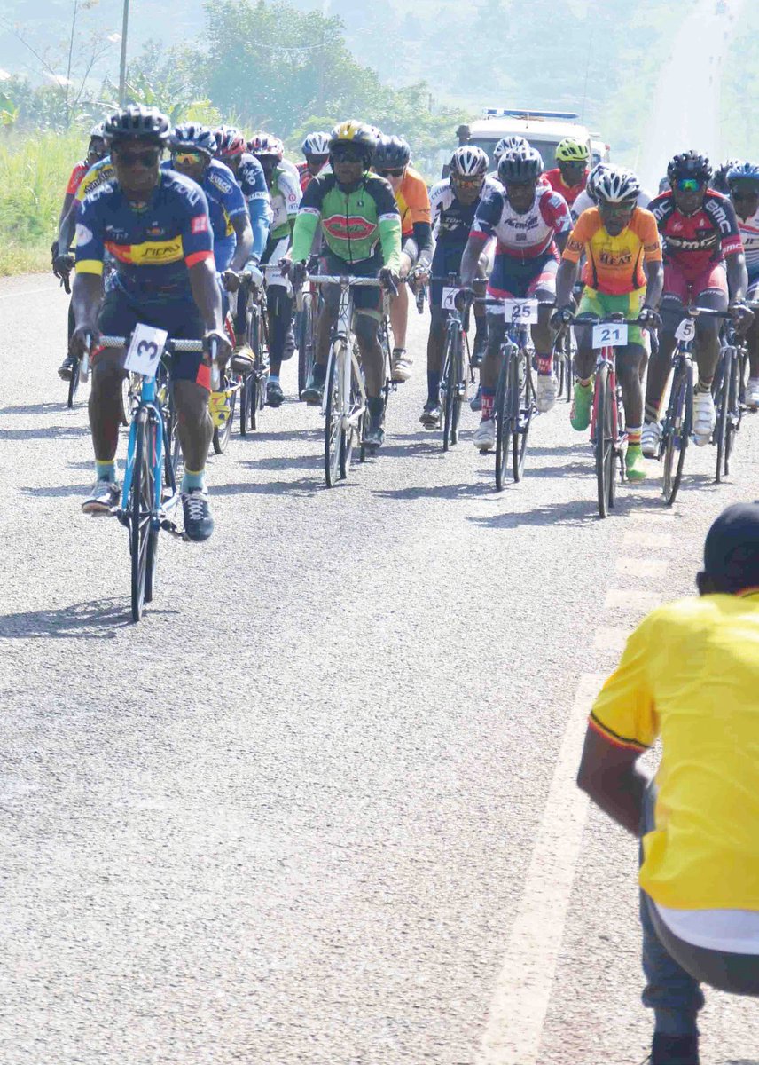 Riders approaching Kikuube district headquarters during the race.
#Albertineconservation #Bugomaforest #conservationug