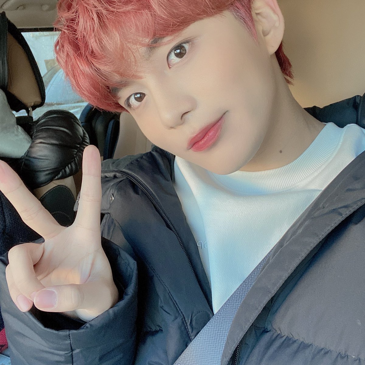 [#종호] 안녕하세영 혁입니다☺️☺️
#ATEEZ #에이티즈