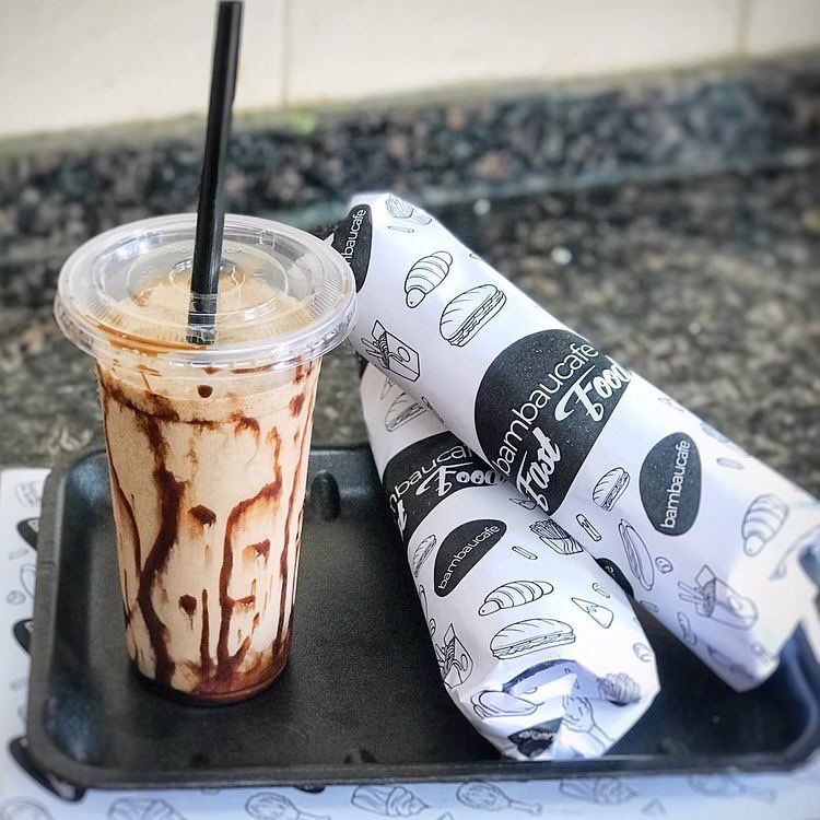 bambaucafe's tweet photo. Startyourday with some Bambau Shawarma!
Whether it’s beef or chicken! Extra spicy we’ve got you covered 

How to order 
Call 📞/0812 006 2042

•1 Shawarma + Milkshake - N3000

•Pick up and Delivery available 
•Call ahead to order for pickup 
•Delivery 30 - 50mins https://t.co/yp8Gk9mbNX