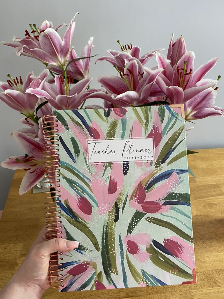 missbellmfl's tweet photo. Obsessed with my planner from @TPositiveTC 😍 Making me even more excited to start my new school as an NQT on Monday! ☺️👩🏻‍🏫 https://t.co/LJyjRXMTE0