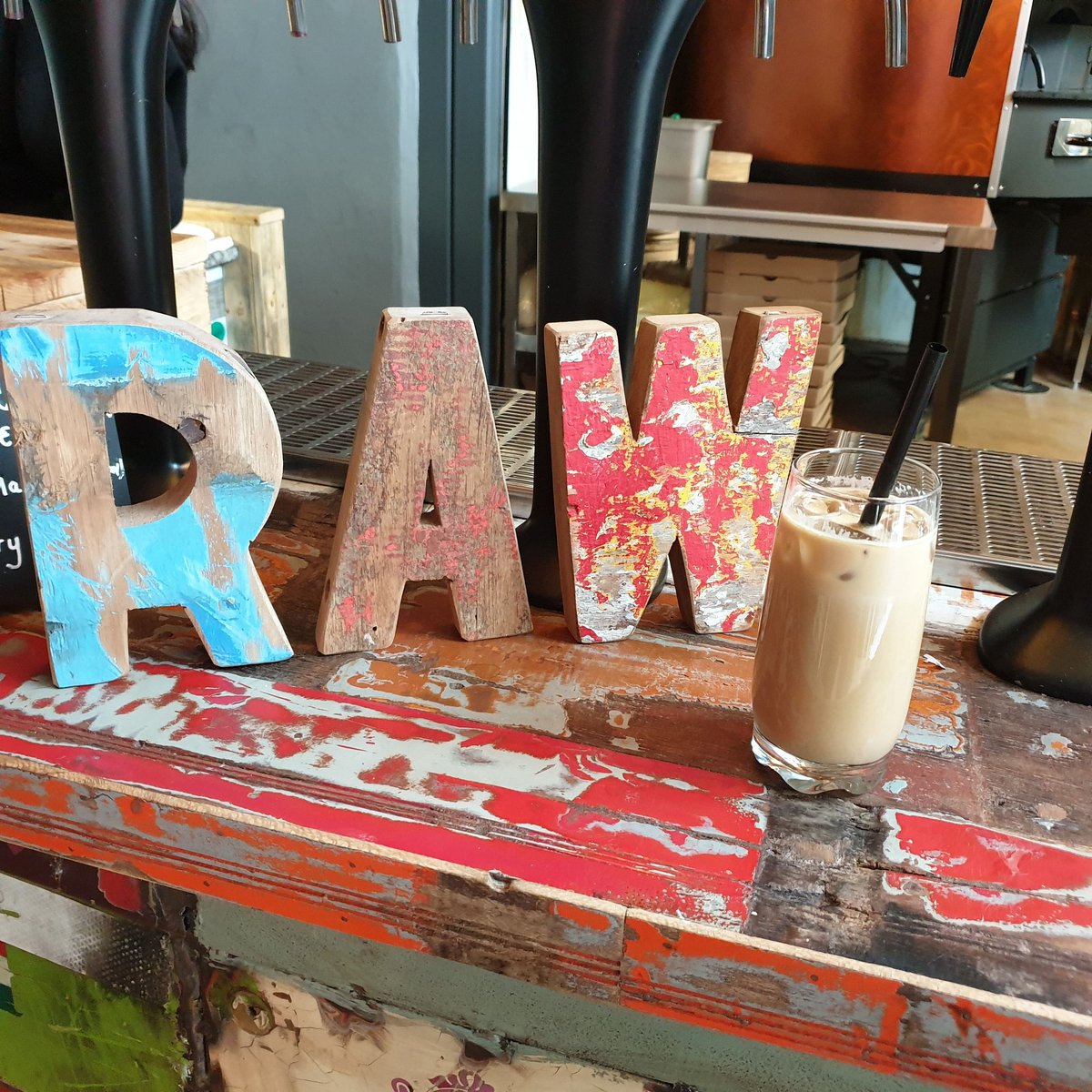 RAW Interiors & Cafe/Pizzeria tweet media