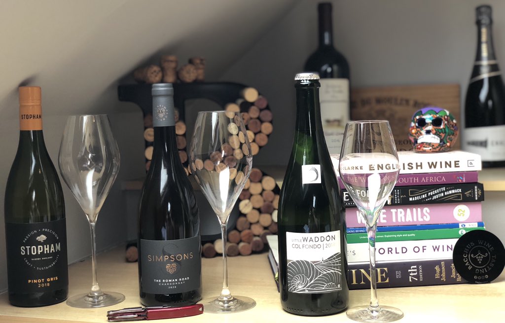WineBacchus's tweet image. A trio of award winning wines for our next Virtual ‘The English Garden: Whites’ 09.07.21, 8pm on Zoom GOLD @StophamVineyard 🥇 
BEST IN SHOW @simpsonwine 🏆 
BRONZE @littlewaddonvi1 🥉

#bacchuswinetasting #englishwineweek 
#wine