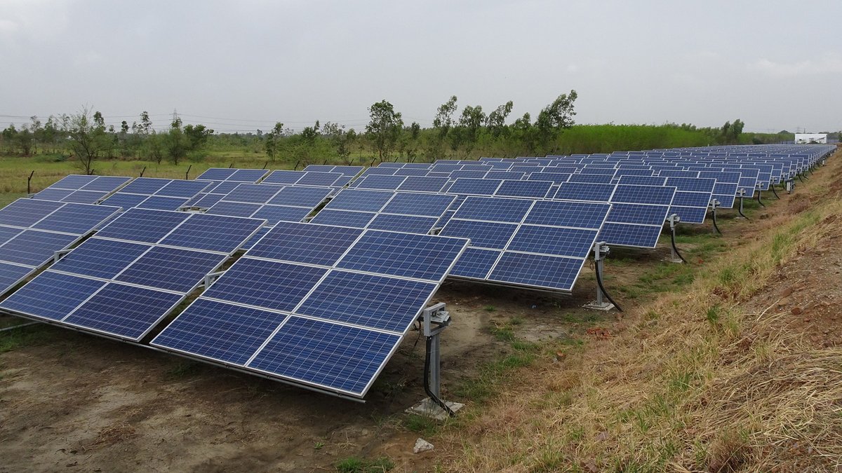 RTVMeppel's tweet image. Zonnepark bij Wanneperveen baart Meppel zorgen - rtvmeppel.nl/zonnepark-bij-…