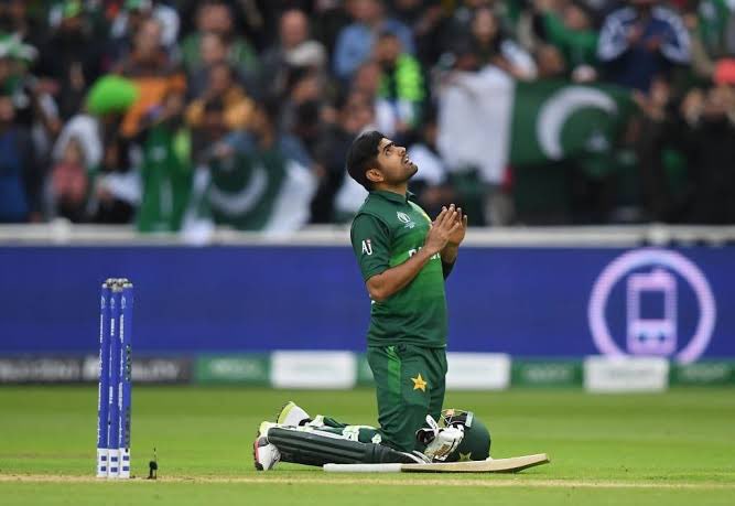 babarazam258's tweet photo. Pure ecstasy - what a memory!
By far, my favorite innings. All that happened was because of your confidence and prayers and I always look forward to play innings like these for my beloved country. Keep supporting. Keep praying. Keep believing. ❤️
#PAKvNZ #CWC2019 https://t.co/8RQYEoLLz4
