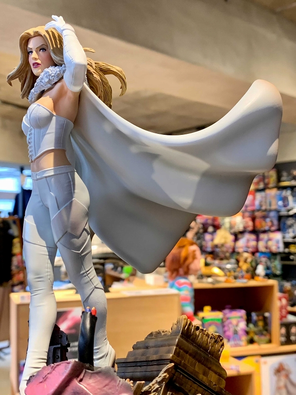 サイドショウ.エマフロスト.スタチュー MARVEL BISHOUJO スタチュー エマ・フロスト - ホビーサーチ ロボット