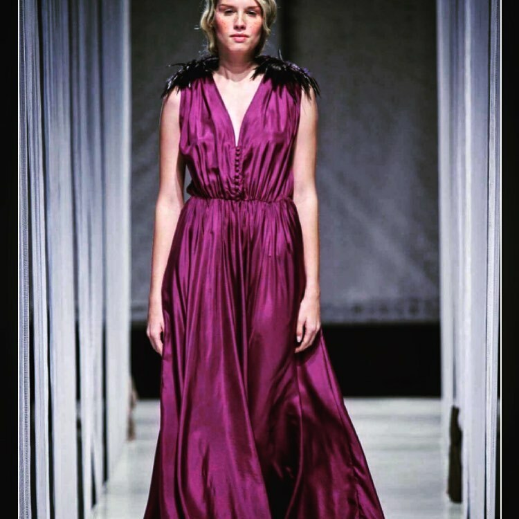 Another favourite from our SA Fashion Week archives, hope this pop of colour brightens up your day! Stay safe x

#lunar #lunarlifestyle instagr.am/p/CQlAlWGJamp/