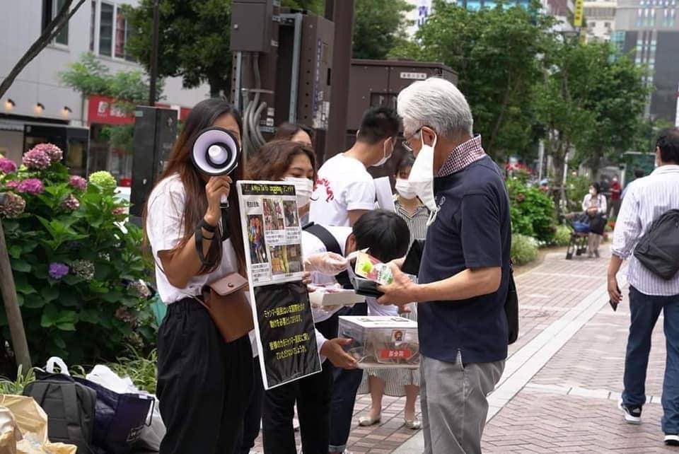 don_msi's tweet image. Burmese people distributed leaflets in #Yokohama, #Japan today in making the world know more about lunatic SAC's inhumane genocidal crimes against the innocent #Myanmar civilians.
#June26Coup #GenocidalMilitary #WhatsHappeningInMyanmar