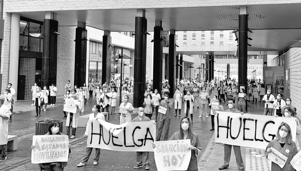 ¿Qué les pasa <a href="/PSOECanarias/">PSOE Canarias ❤️🇮🇨</a> <a href="/chanofranquis/">Chano Franquis</a>? Que tienen ¡DECENAS DE MILES! de empleados en #FraudeDeLey y están de perfil ante <a href="/miqueliceta/">Miquel Iceta Llorens /🌹🇺🇳</a> y <a href="/sanchezcastejon/">Pedro Sánchez</a>. Más entereza. Y usted igual <a href="/RomanRodWeb/">Román Rodríguez</a> @Nueva_Canarias: el problema está en #Canarias no en Chimbambas <a href="/PedroQuevedoIt/">Pedro Quevedo Iturbe</a>