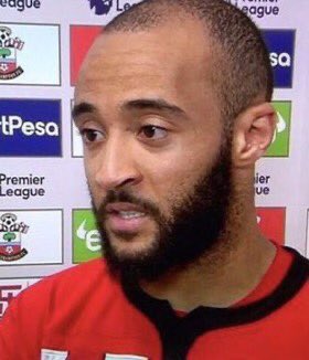 FootyHumour's tweet photo. Man Utd fans at the start of the Jadon Sancho transfer saga vs Man Utd fans right now https://t.co/pIfy8wrDZc